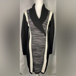 Calvin‎ Klein Black and Cream Turtleneck Sweater